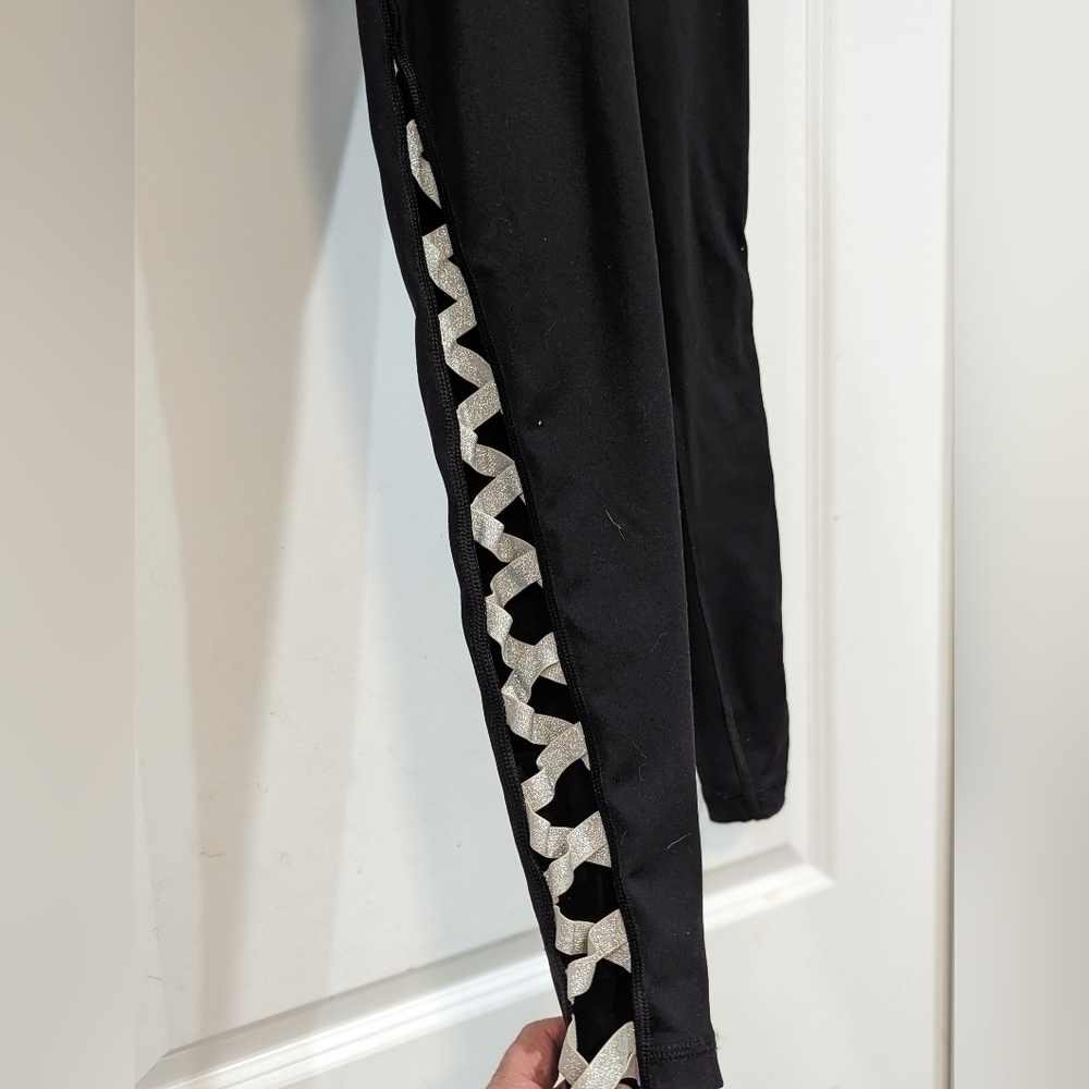 Victoria Sport black athletic gear - Picture 4 of 5